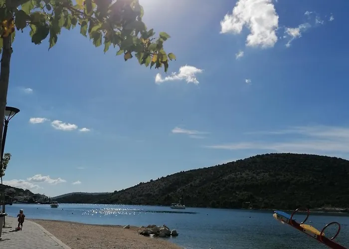 Mastrinka * Vinišće